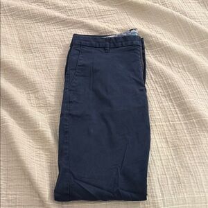 Tommy Bahama Slim fit stretchy 33 waist 32 length Men's Navy Pants